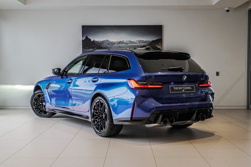 2026 BMW M3 Competition Touring, photo 2