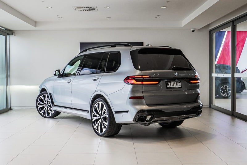2026 BMW X7 xDrive 40d, photo 3