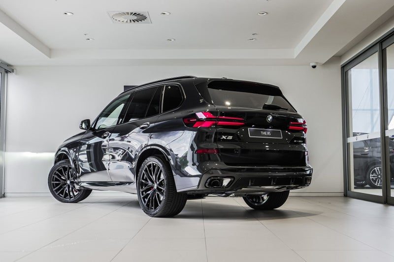2026 BMW X5 xDrive30d, photo 2