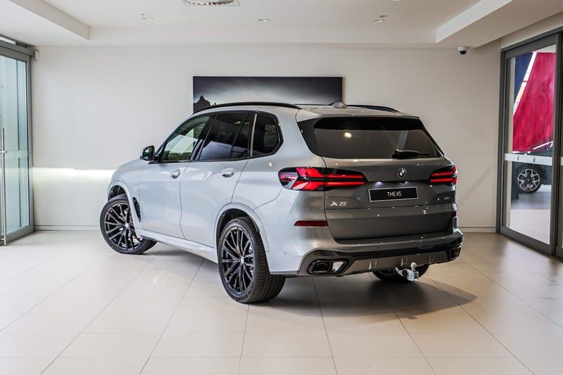 2026 BMW X5 xDrive30d, photo 2