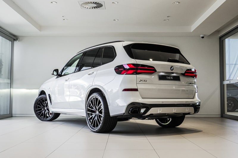 2026 BMW X5 xDrive30d, photo 2