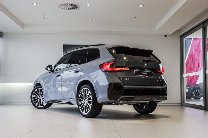 2026 BMW X1 sDrive18i, photo 2