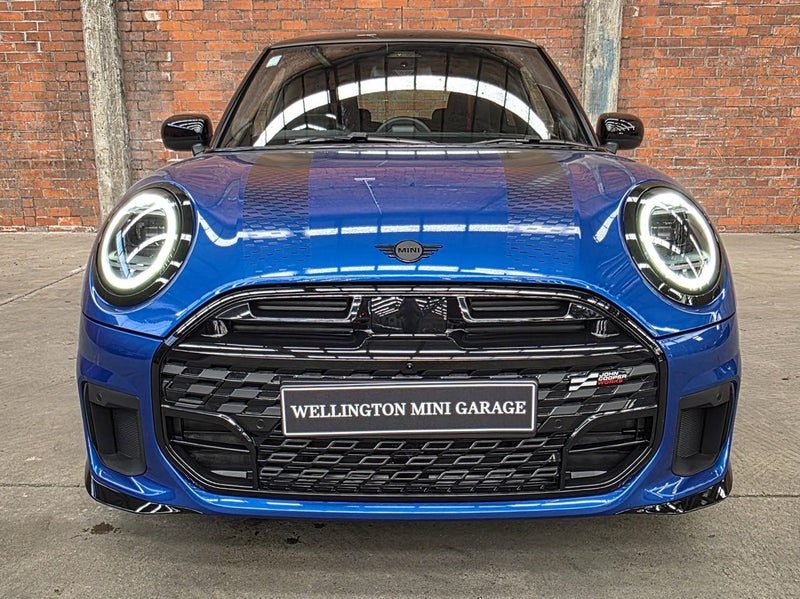 2026 MINI Cooper S JCW Sport Spec, photo 2