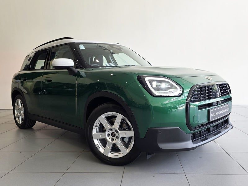 2026 MINI Countryman C Classic, main photo
