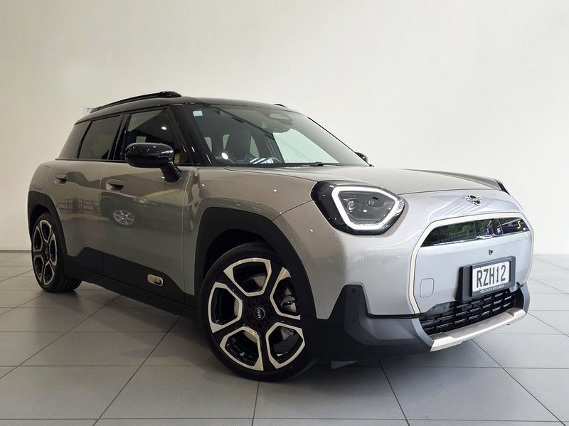 2026 MINI Aceman SE Favoured Trim
