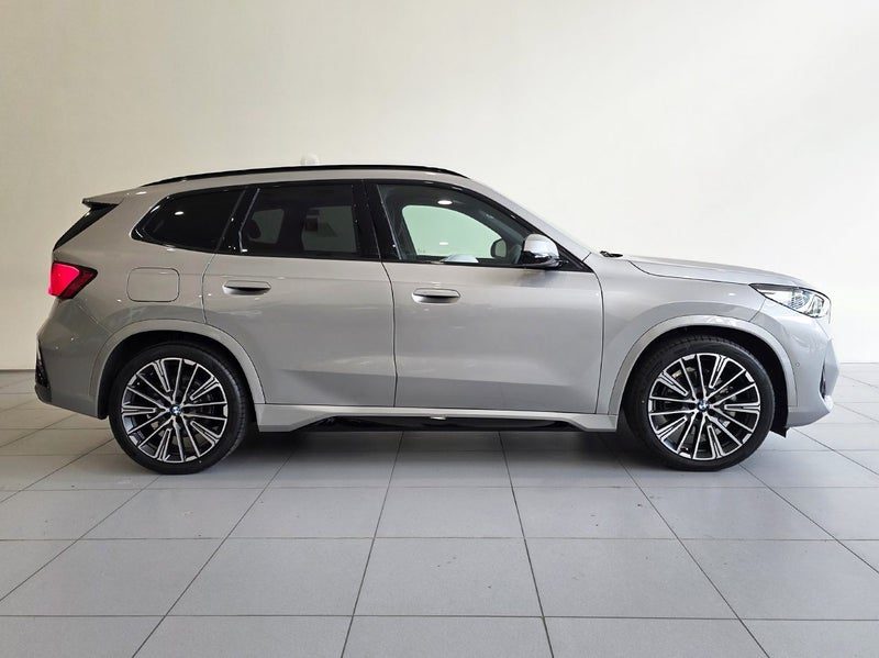 2026 BMW X1 xDrive25e M-Sport PHEV, photo 3