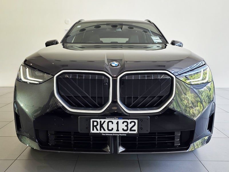 2025 BMW X3 M Sport, photo 2