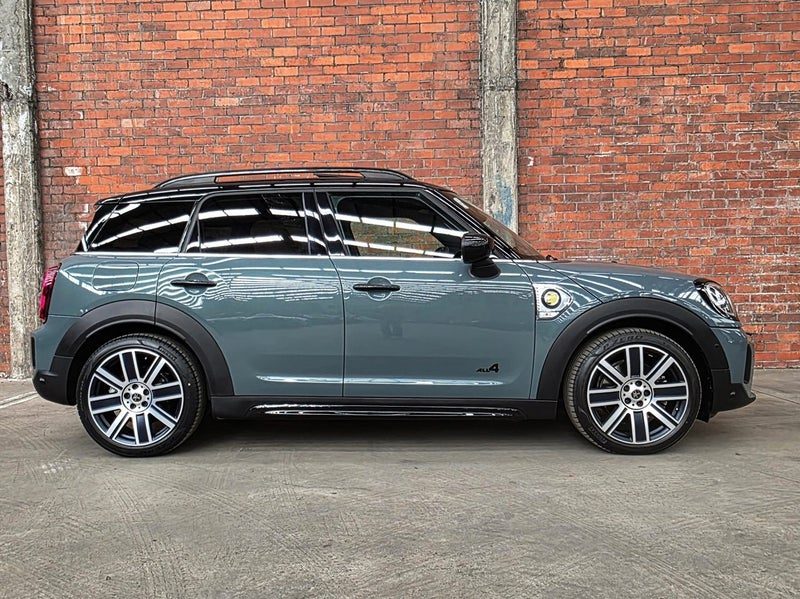 2022 MINI Countryman Cooper SE All4 Phev Yours, photo 2