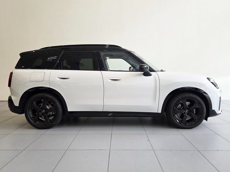 2026 MINI Countryman John Cooper Works, photo 3