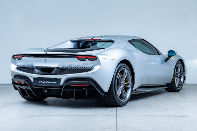 2024 Ferrari 296 GTB, photo 3