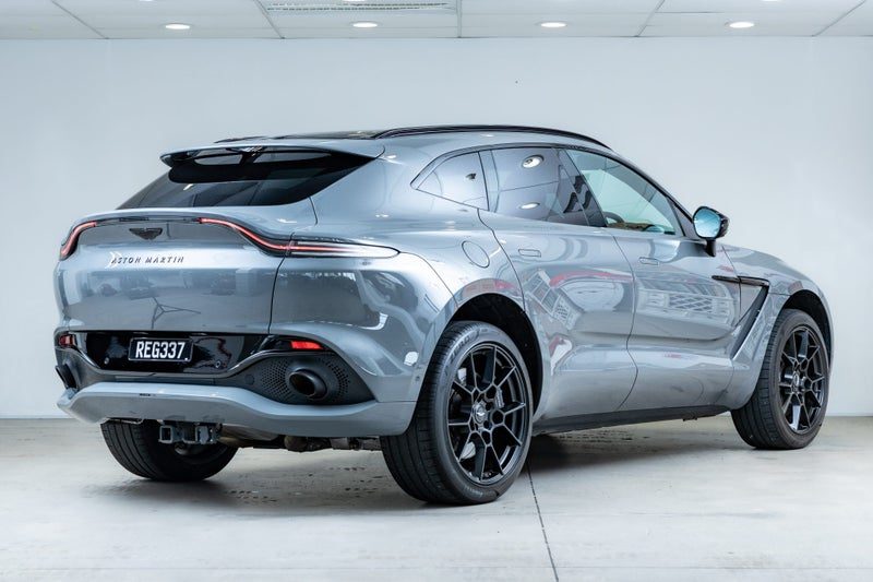 2021 Aston Martin DBX, photo 3