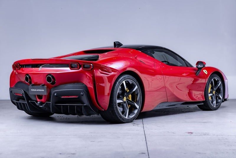 2021 Ferrari SF90 Stradale, photo 3