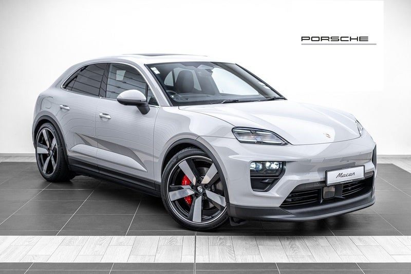 2026 Porsche Macan 4S BEV