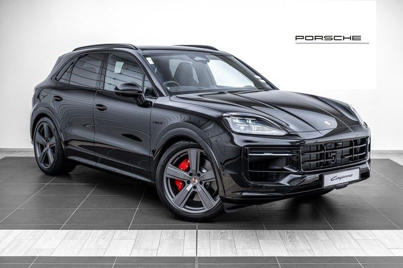 2026 Porsche Cayenne S E-HYBRID BLACK EDITION