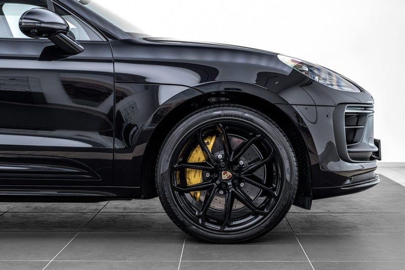 2025 Porsche Macan GTS (Macan III), photo 3