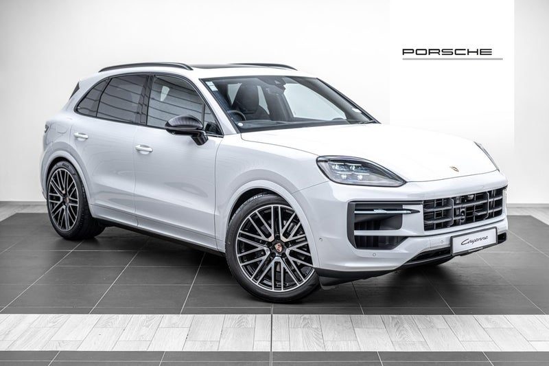 2026 Porsche Cayenne Black Edition (E3 II)