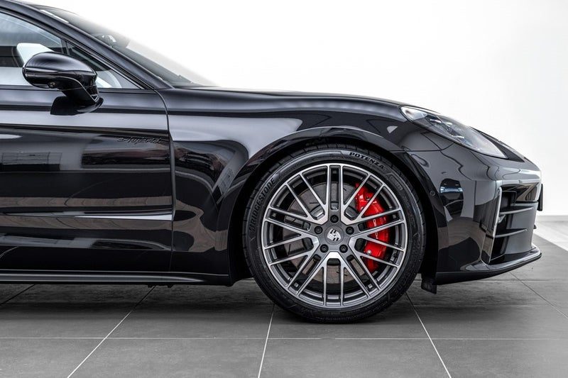 2026 Porsche Panamera 4S E-Hybrid, photo 3