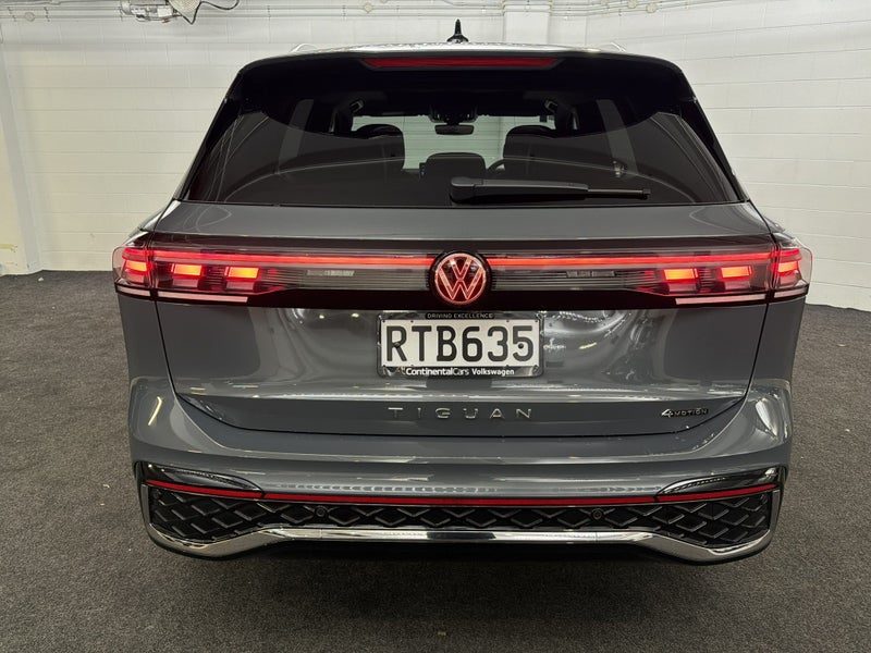 2026 Volkswagen Tiguan R-LINE AWD, photo 3