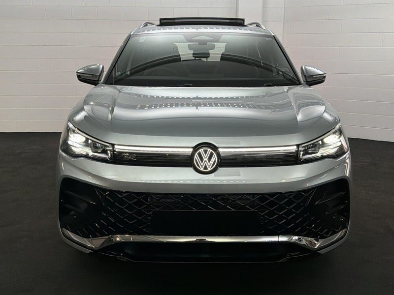 2026 Volkswagen Tiguan 3 R-LINE, photo 3