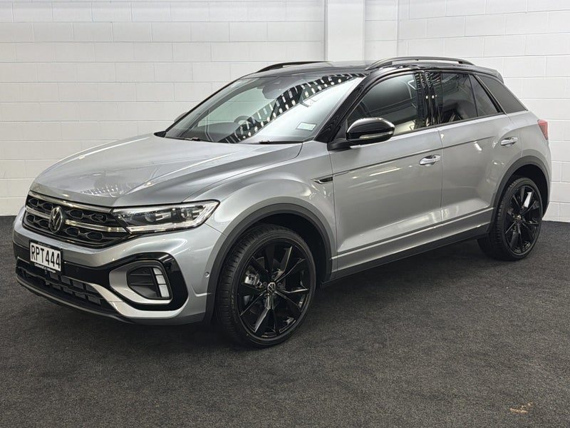2026 Volkswagen T-Roc 2WD R-LINE, photo 2