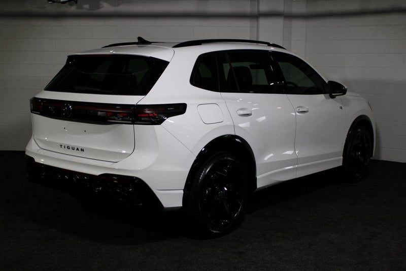 2026 Volkswagen Tiguan 3 R-LINE, photo 2