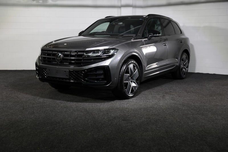 2026 Volkswagen Touareg V6S TDI R-LINE