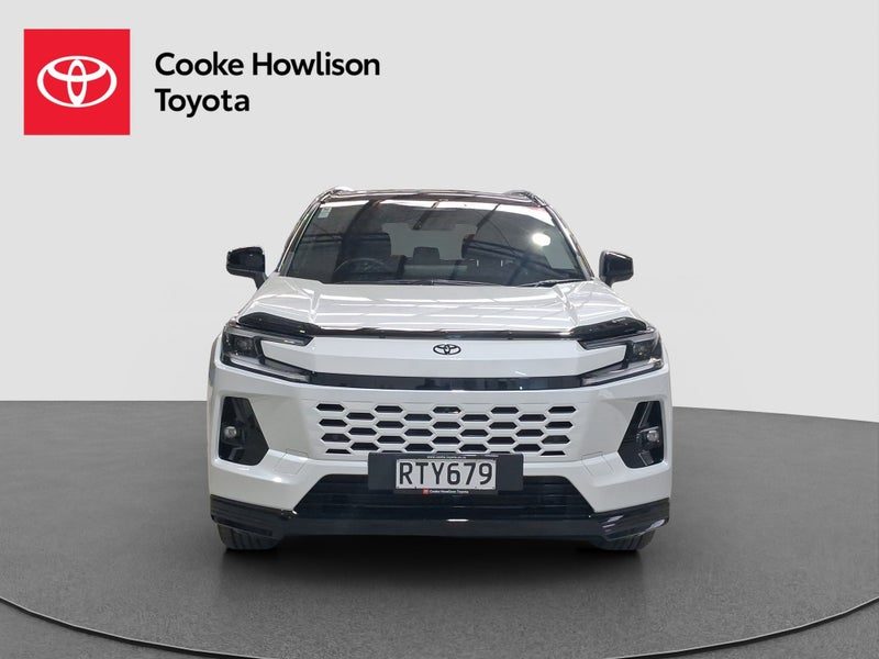 2026 Toyota RAV4 XSE 2.5L Plug-In Hybrid, photo 2