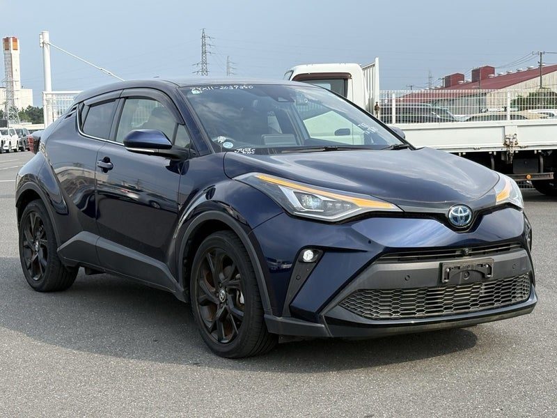 2021 Toyota C-HR 1.8P HV ECVT FWD, main photo