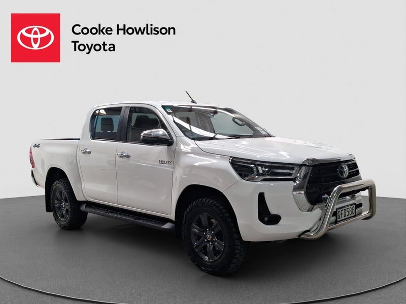 2023 Toyota Hilux SR5 4X4