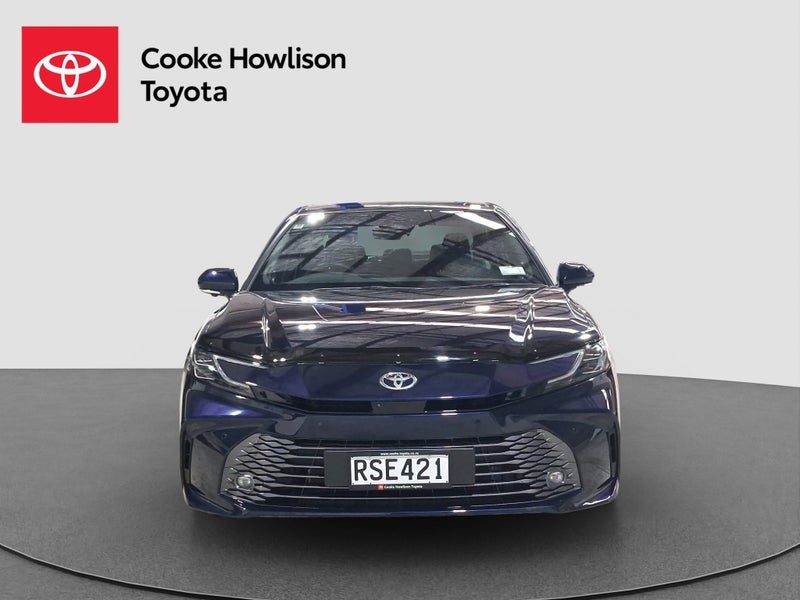 2026 Toyota Camry ZR 2.5L Hybrid, photo 2
