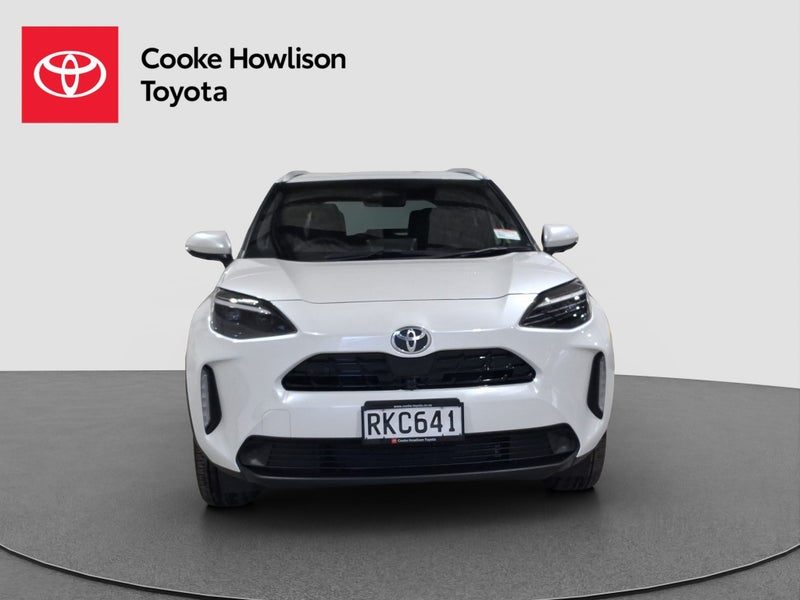 2025 Toyota Yaris Cross Limited 1.5L Hybrid, photo 2