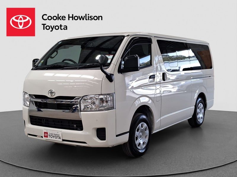 2025 Toyota Hiace 2.8D Van 4WD, photo 3
