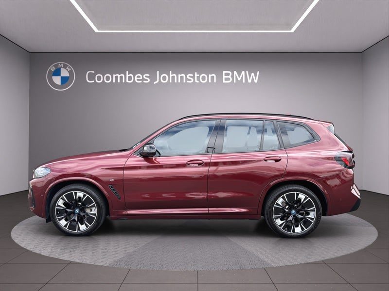 2022 BMW iX3 M Sport, photo 3