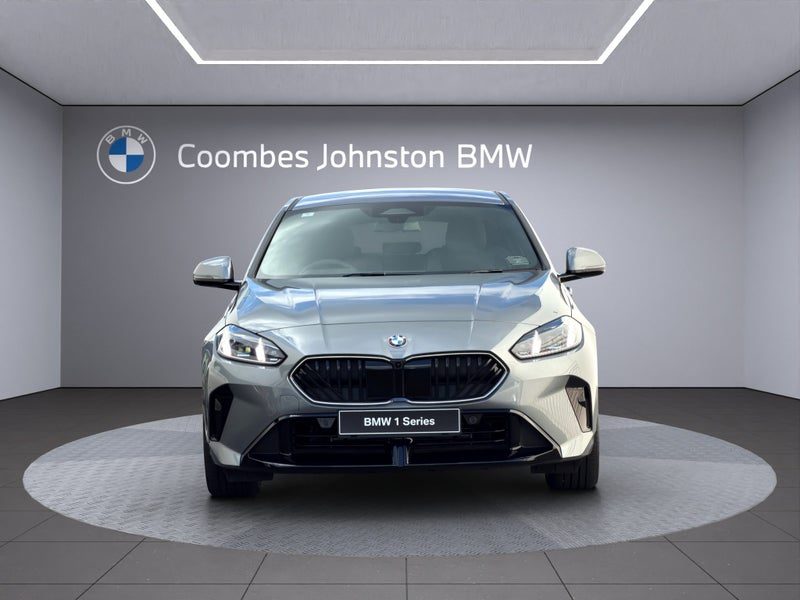 2026 BMW 120i Hatch M Sport, photo 2