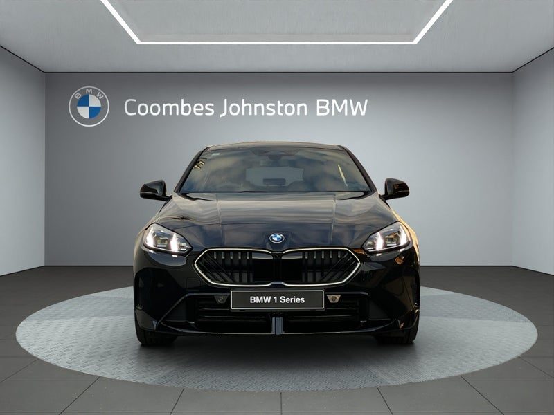 2026 BMW 120 M Sport, photo 2