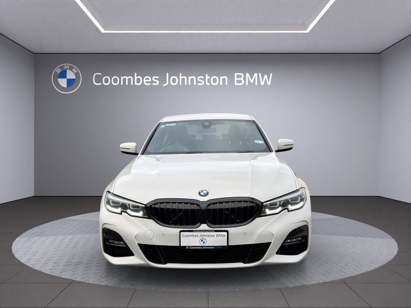 2021 BMW 320i Sedan M Sport, photo 2