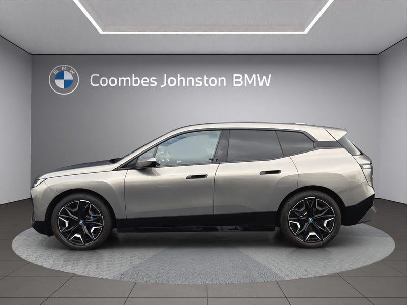 2025 BMW iX xDrive40 Sport, photo 3