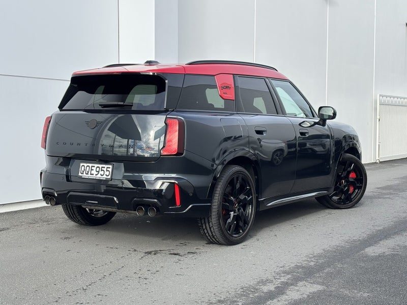 2024 MINI Countryman JCW Countryman All4, photo 2