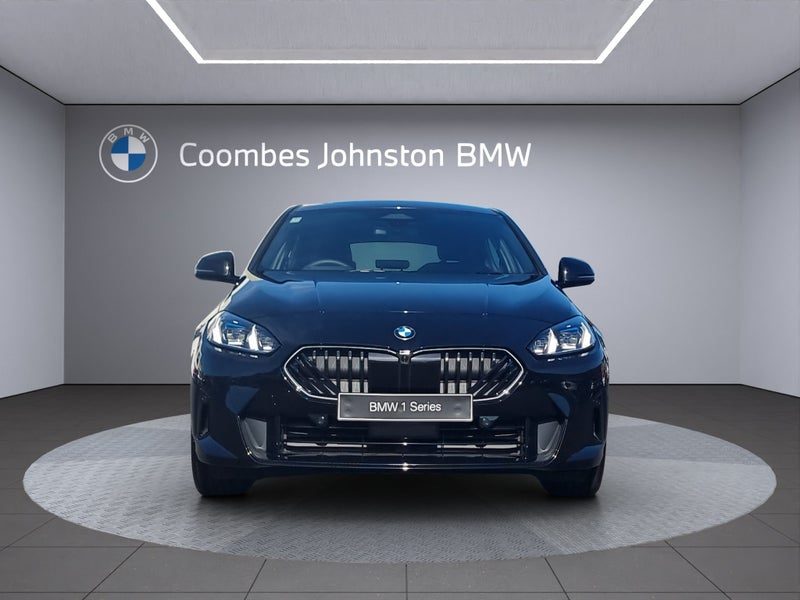 2026 BMW 120i Sport Collection, photo 2