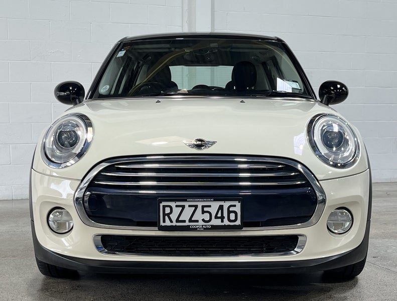 2016 MINI Cooper 5-Door, photo 2