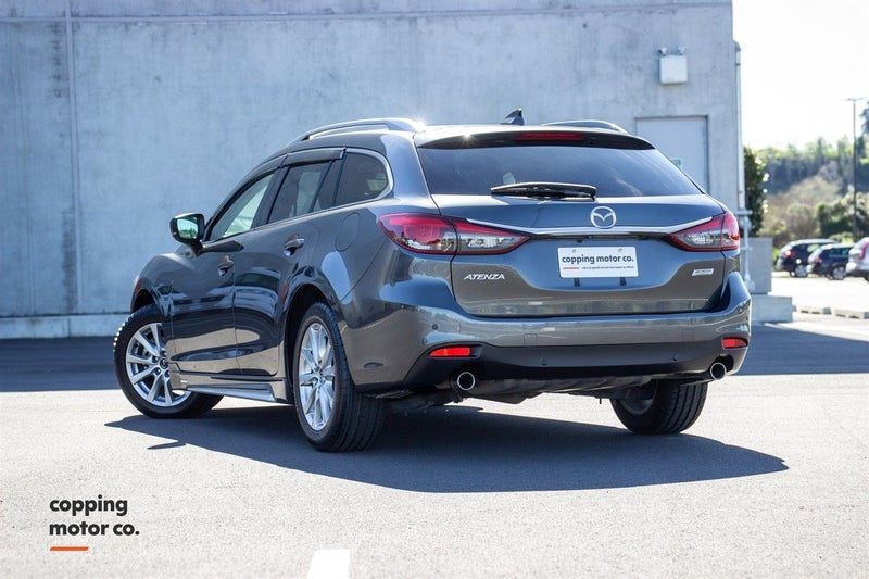 2018 Mazda Atenza 20S Wagon, photo 2
