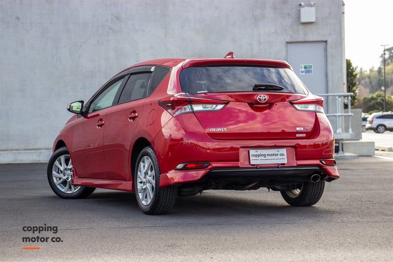 2015 Toyota Corolla Auris RS - Manual, photo 2