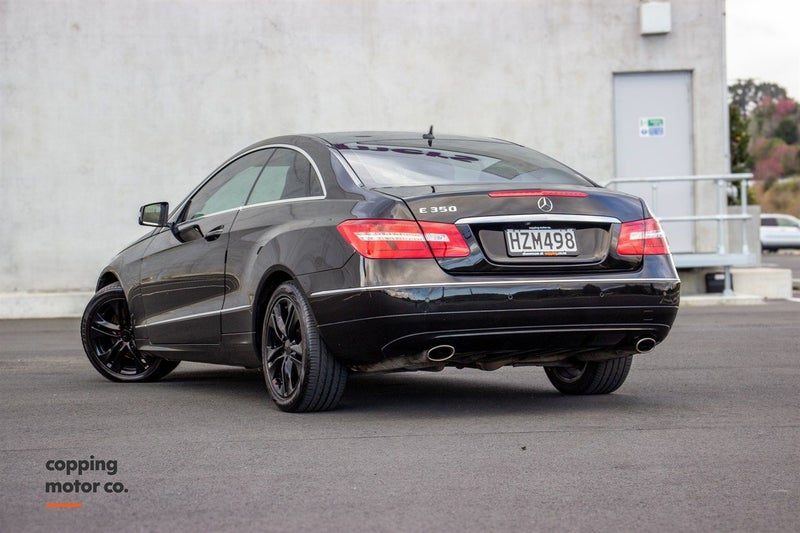 2010 Mercedes-Benz E 350, photo 2