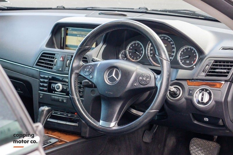 2010 Mercedes-Benz E 350, photo 3