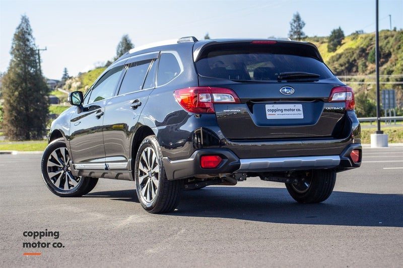 2017 Subaru Outback 2.5i Limited AWD, photo 2