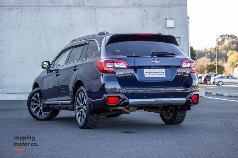 2017 Subaru Outback 2.5i Limited AWD, photo 2