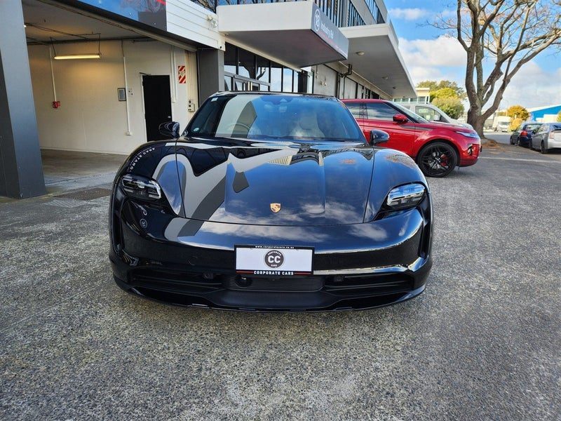 2021 Porsche Taycan 4 Cross Turismo, photo 2