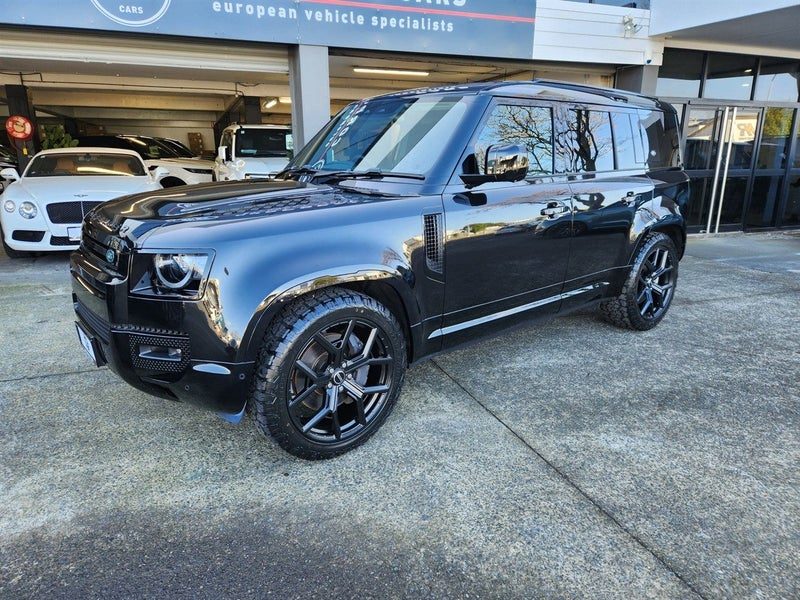 2024 Land Rover Defender 110 S D300