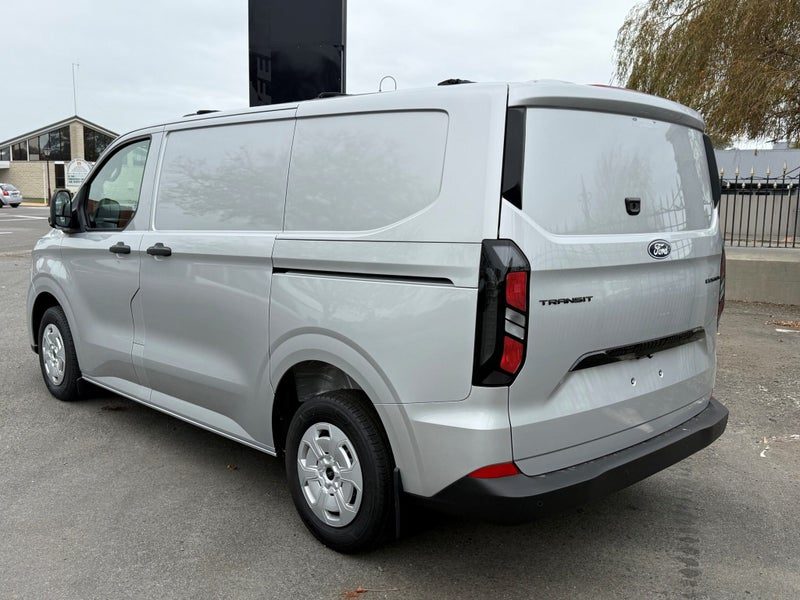 2026 Ford Transit Trend 2WD Auto Diesel, photo 3
