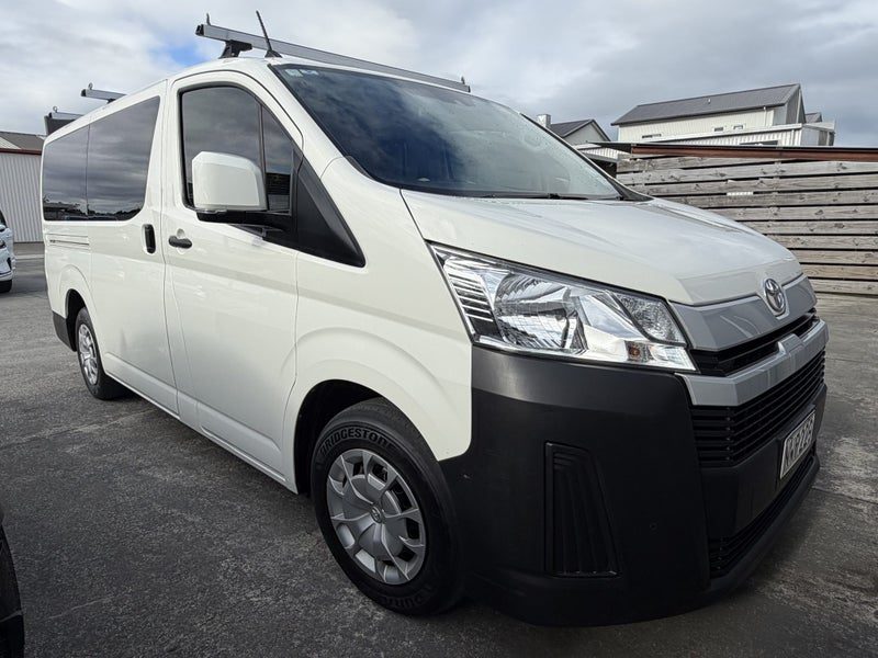 2021 Toyota Hiace ZR Gvn 2.8TD 6A, main photo